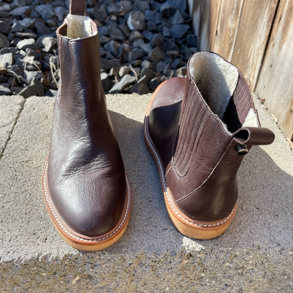 Women’s Botkier Chelsea boots brown leather 9.5